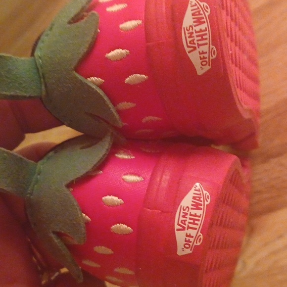 Toddler Vans "Strawberry" Sneakers - Size 5 - Picture 7 of 7